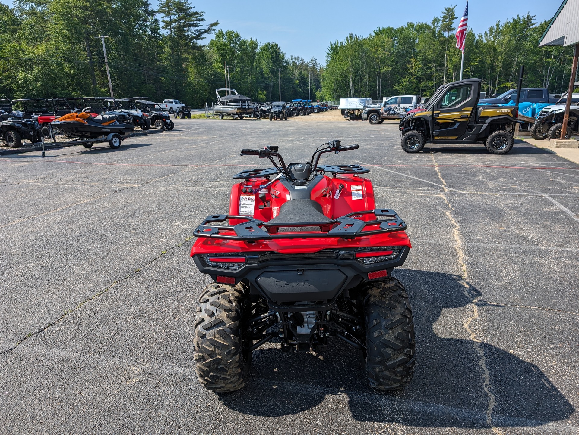 2024 CFMOTO CForce 400 in Lebanon, Maine - Photo 7