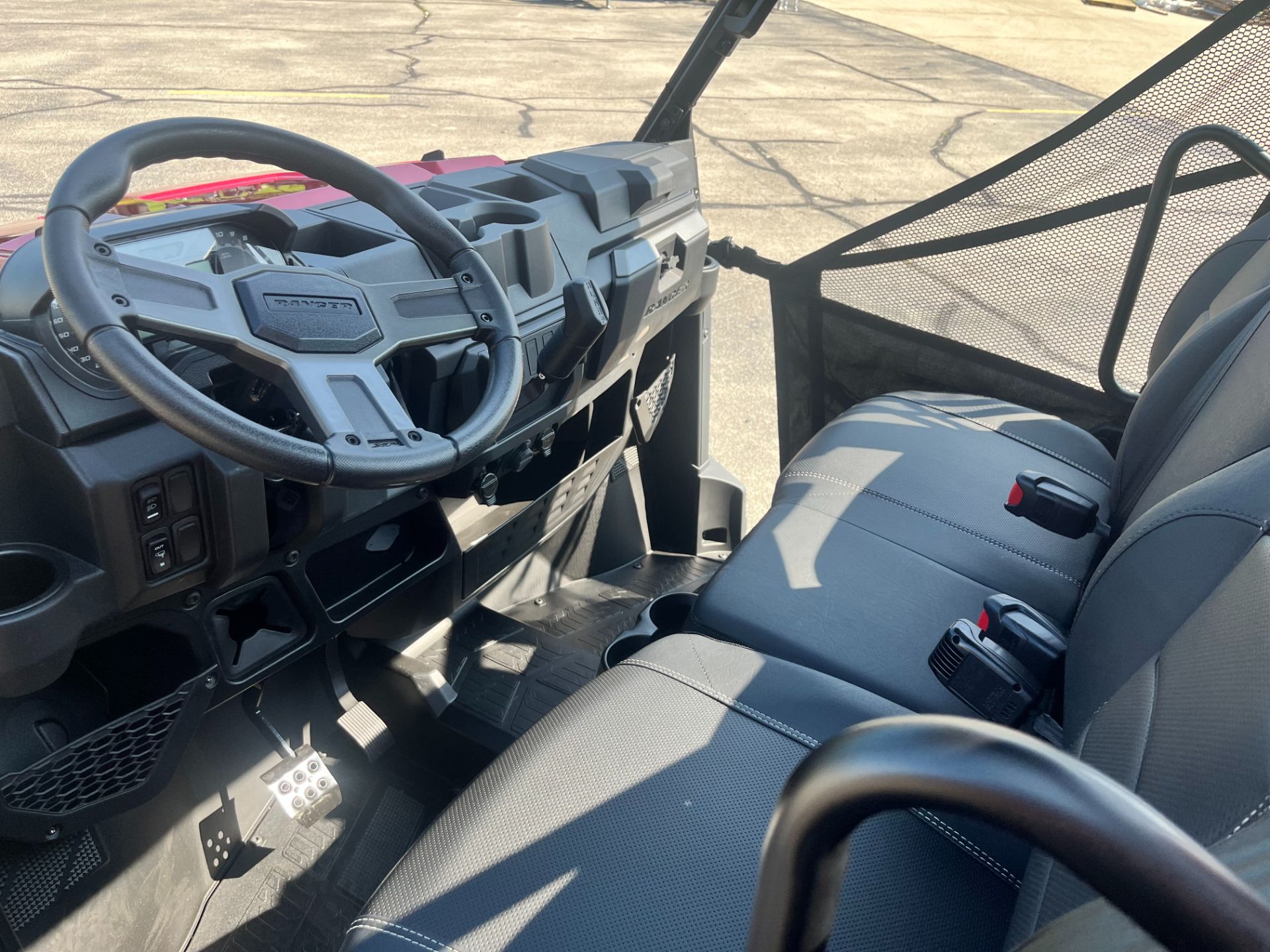 2025 Polaris Ranger XP 1000 Premium in Belvidere, Illinois - Photo 7