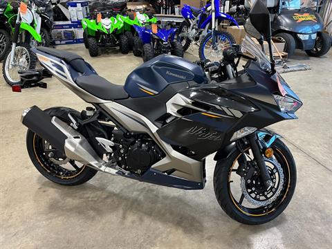 2023 Kawasaki Ninja 400 ABS in Belvidere, Illinois - Photo 2