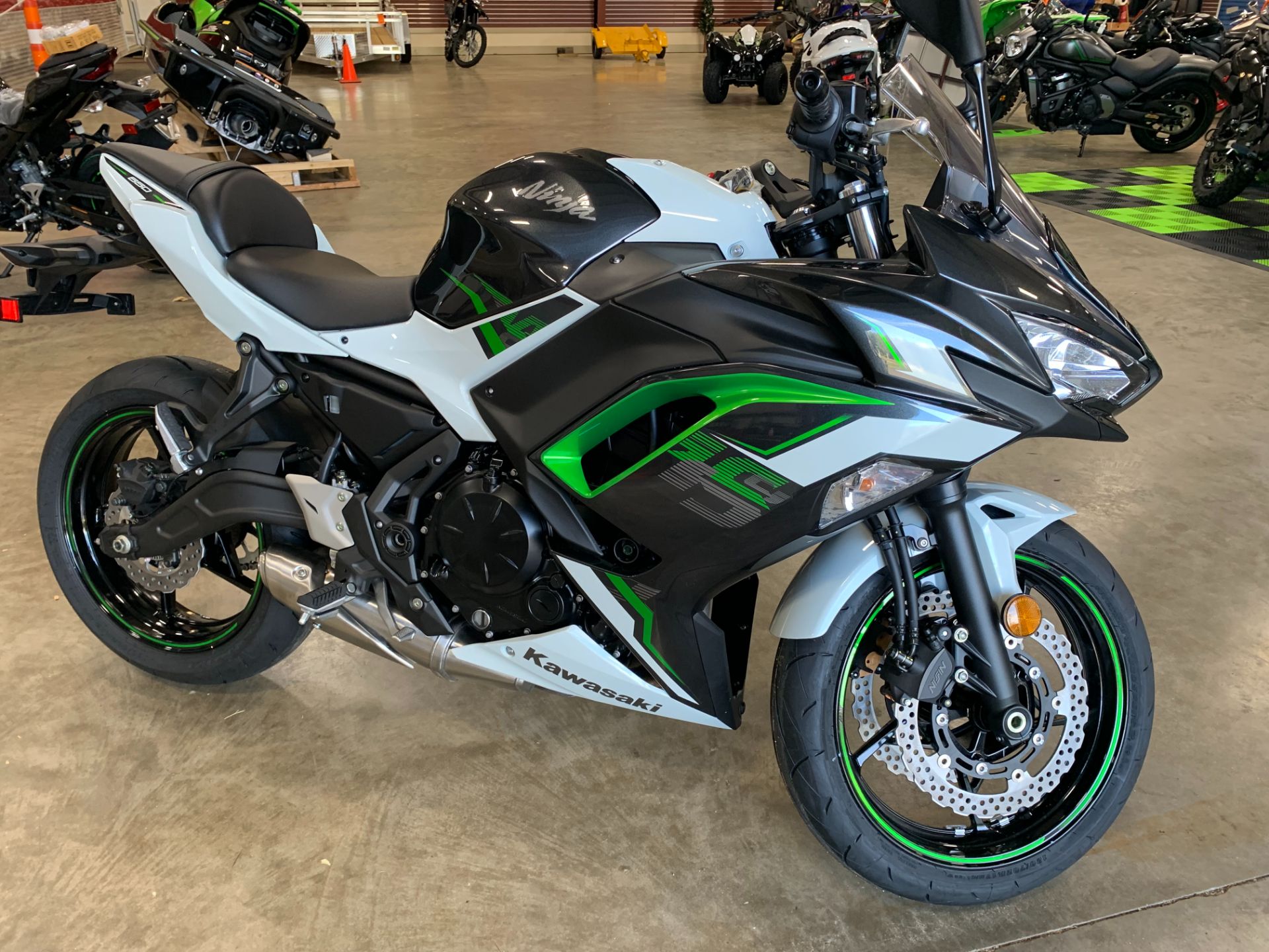 2022 Kawasaki Ninja 650 in Belvidere, Illinois - Photo 1