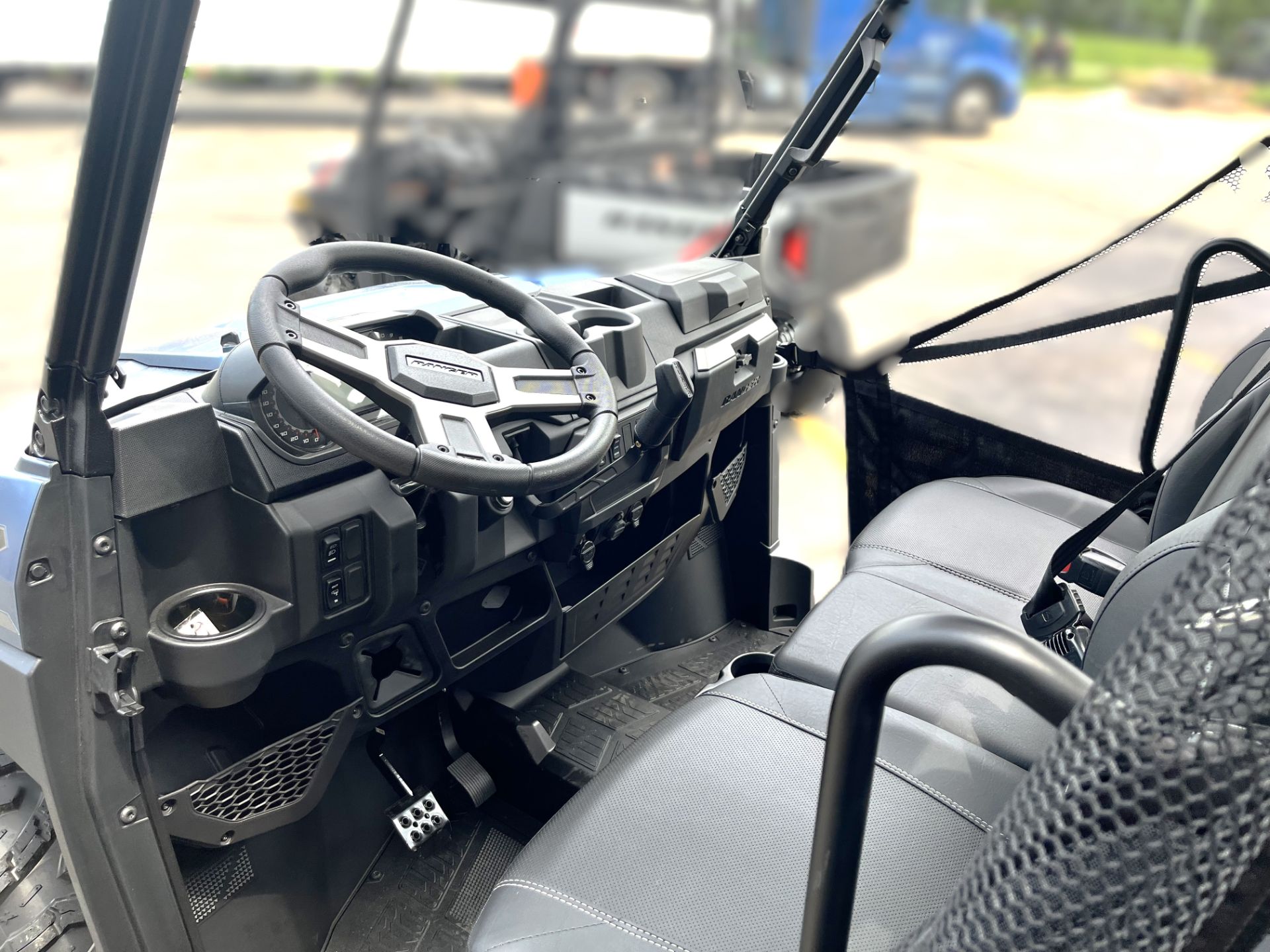 2025 Polaris Ranger XP 1000 Premium in Belvidere, Illinois - Photo 6