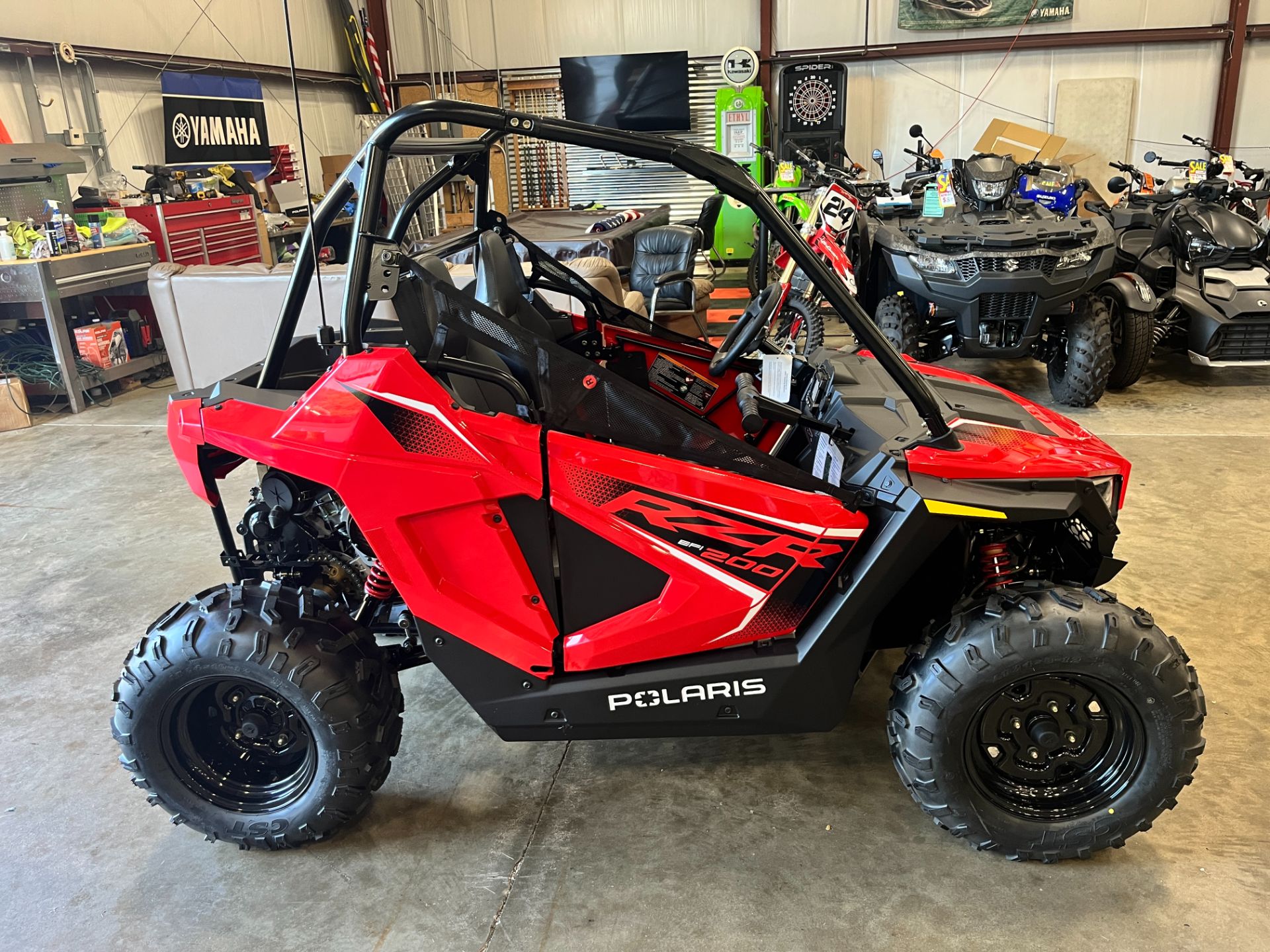 2025 Polaris RZR 200 EFI in Belvidere, Illinois - Photo 2