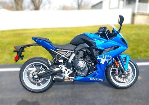 2024 Suzuki GSX-8R in Belvidere, Illinois - Photo 2