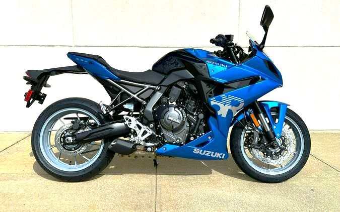 2024 Suzuki GSX-8R in Belvidere, Illinois - Photo 3