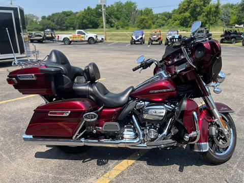 2017 Harley-Davidson Ultra Limited in Belvidere, Illinois - Photo 1