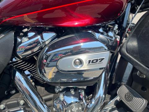 2017 Harley-Davidson Ultra Limited in Belvidere, Illinois - Photo 6