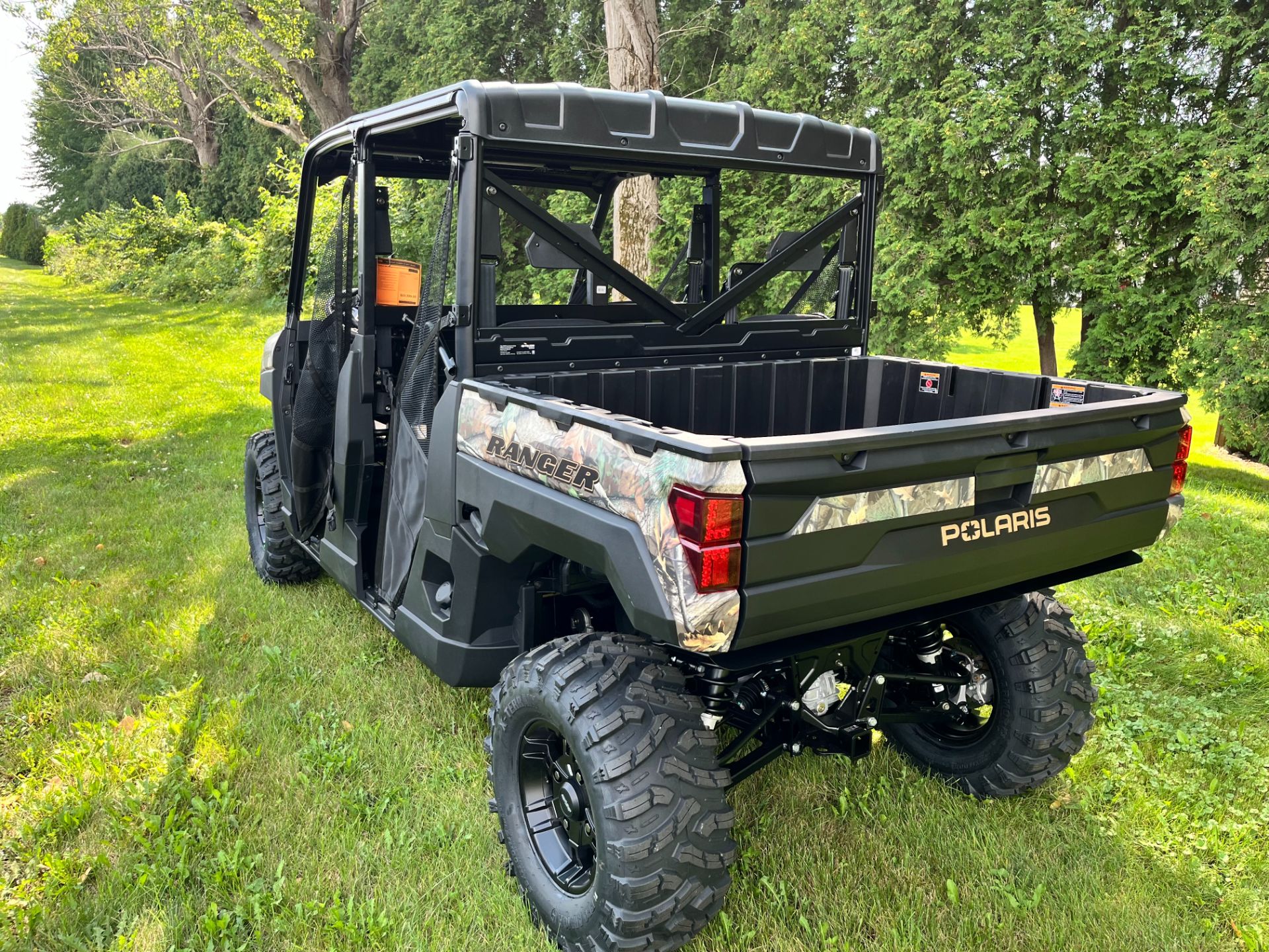 2025 Polaris Ranger Crew XP 1000 Premium in Belvidere, Illinois - Photo 8