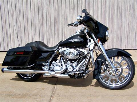 2012 Harley-Davidson Street Glide® in Erie, Pennsylvania - Photo 14