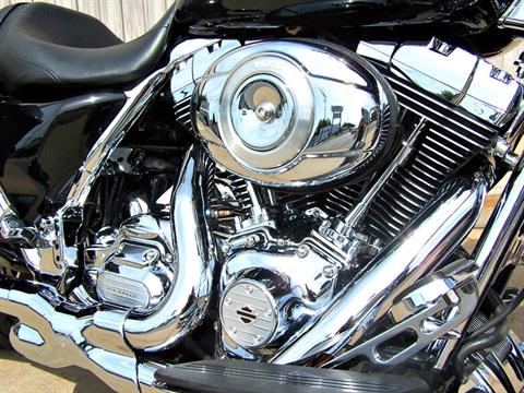 2012 Harley-Davidson Street Glide® in Erie, Pennsylvania - Photo 15