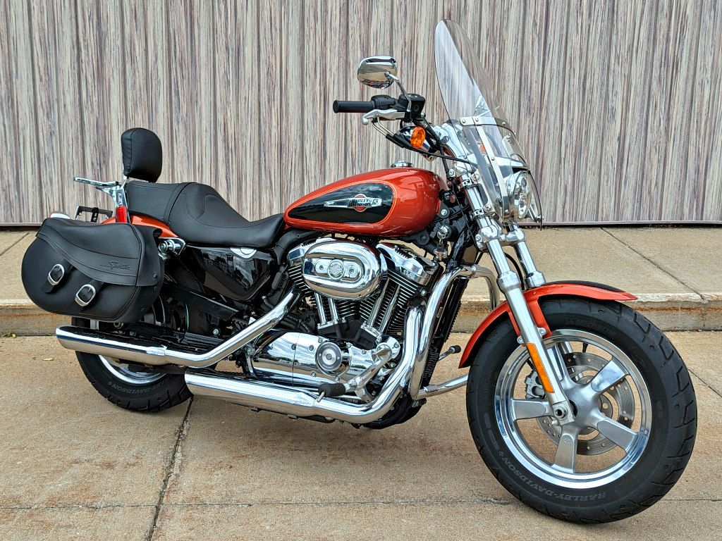 2011 Harley-Davidson Sportster® 1200 Custom in Erie, Pennsylvania - Photo 2