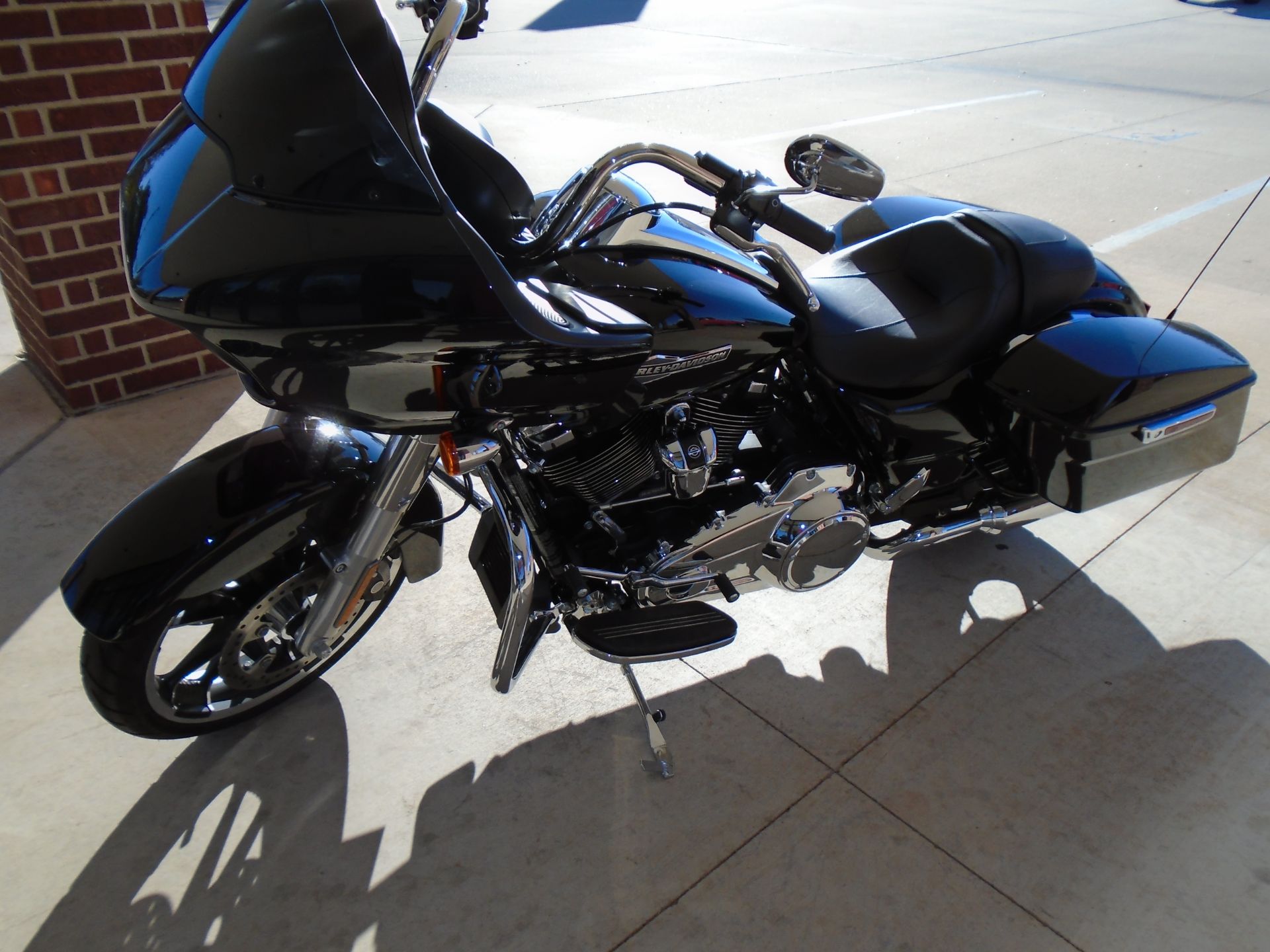 2021 Harley-Davidson Road Glide® in Shawnee, Oklahoma - Photo 1