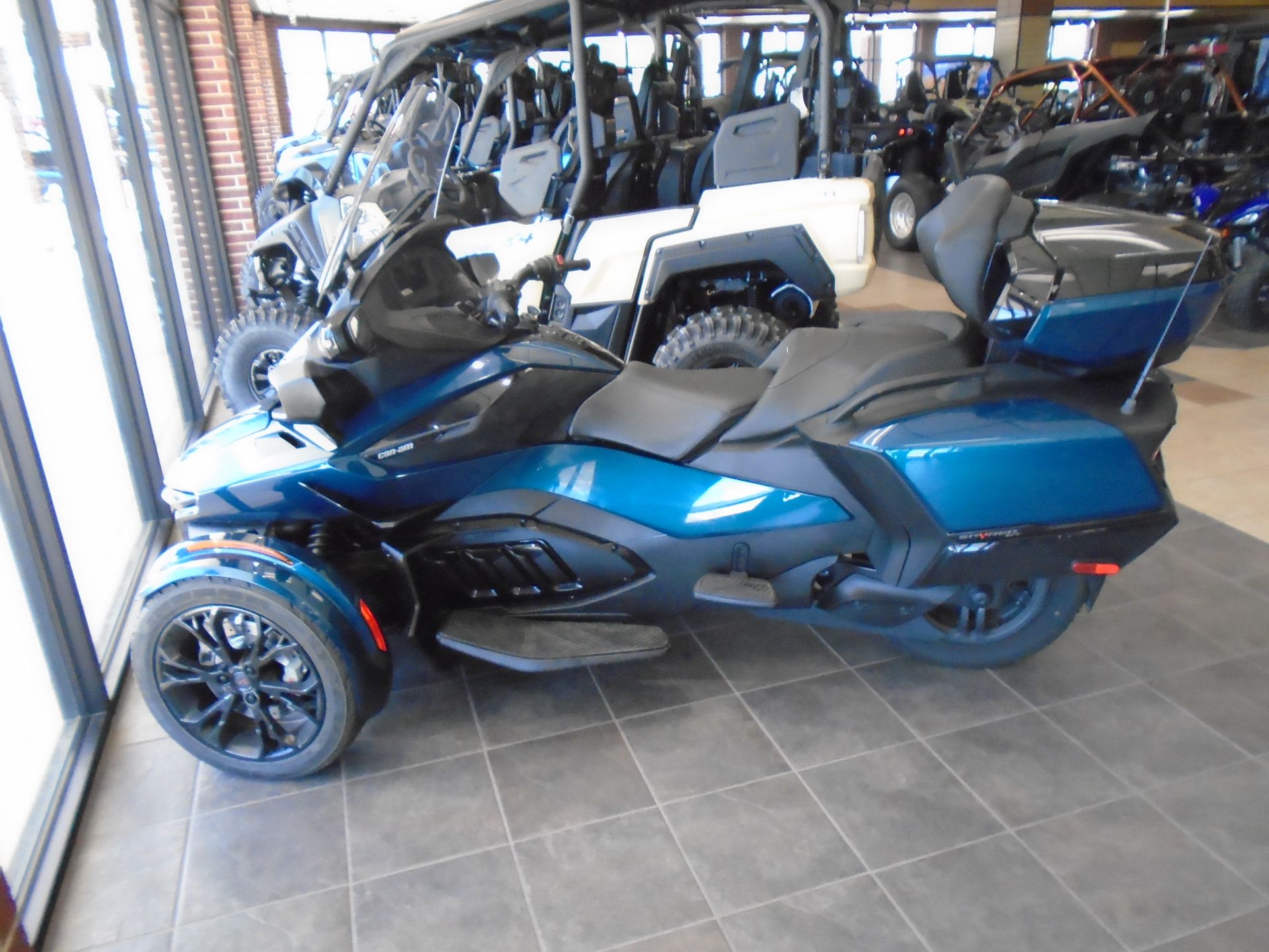 2021 Can-Am Spyder RT Limited in Shawnee, Oklahoma - Photo 1