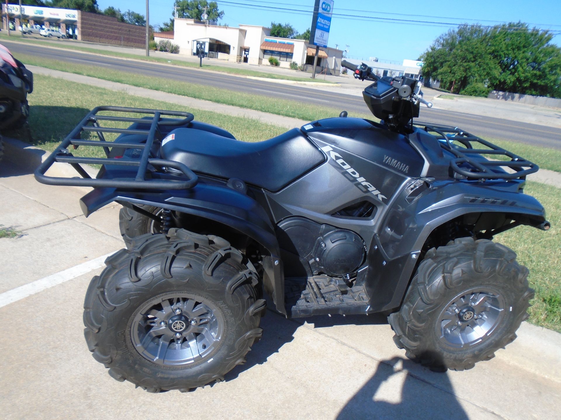 2023 Yamaha Kodiak 700 EPS SE in Shawnee, Oklahoma - Photo 2