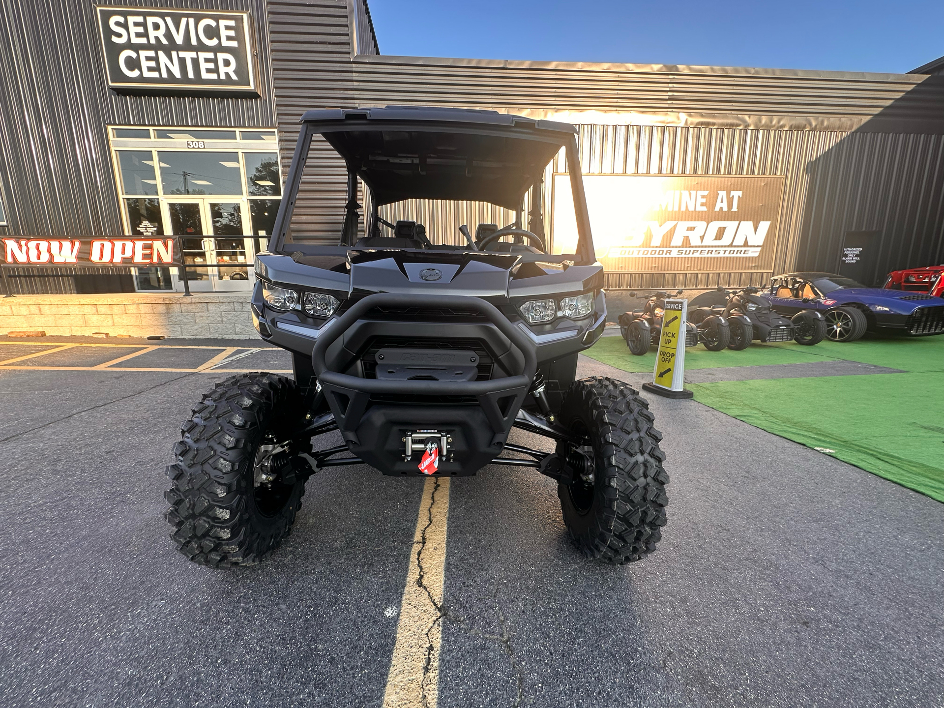 2025 Can-Am Defender MAX Lone Star in Byron, Georgia - Photo 3