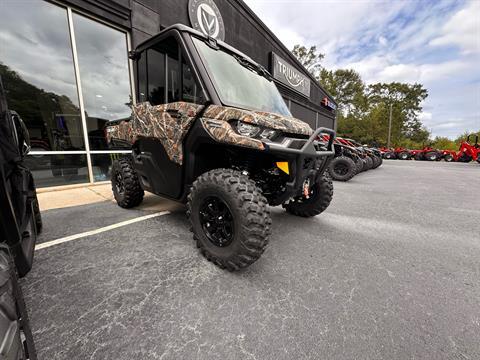 2025 Can-Am Defender Limited in Byron, Georgia - Photo 1