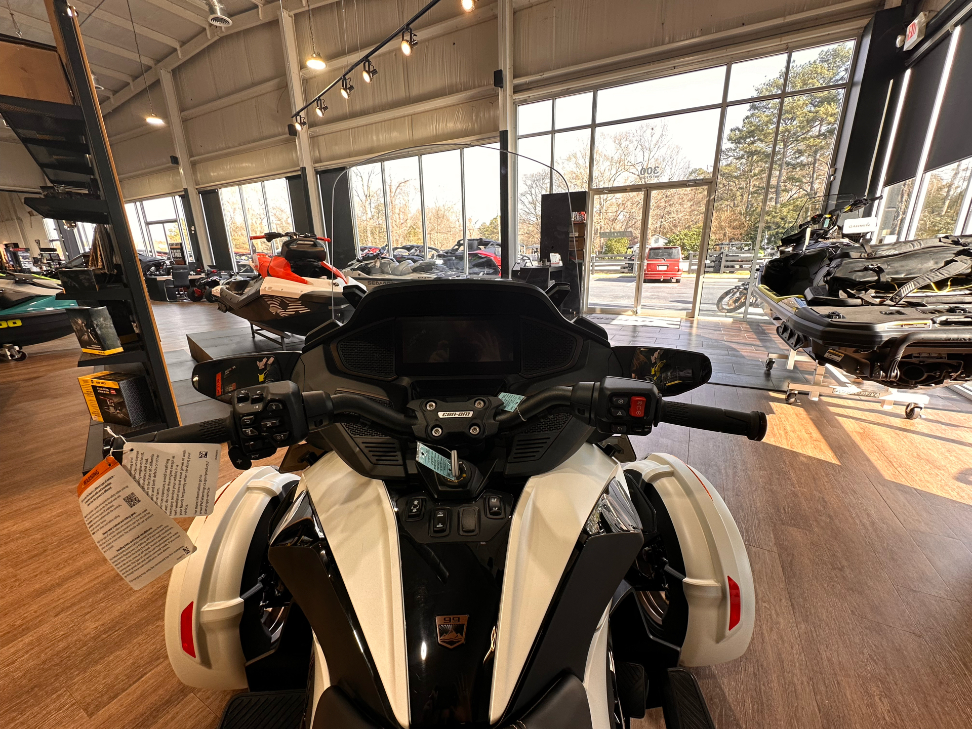 2024 Can-Am Spyder RT Sea-to-Sky in Byron, Georgia - Photo 9
