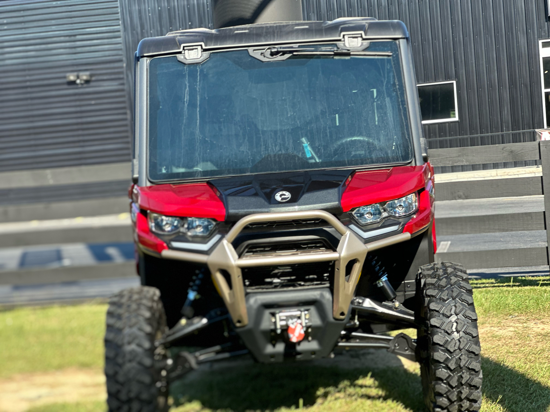 2025 Can-Am Defender MAX Limited in Byron, Georgia - Photo 5