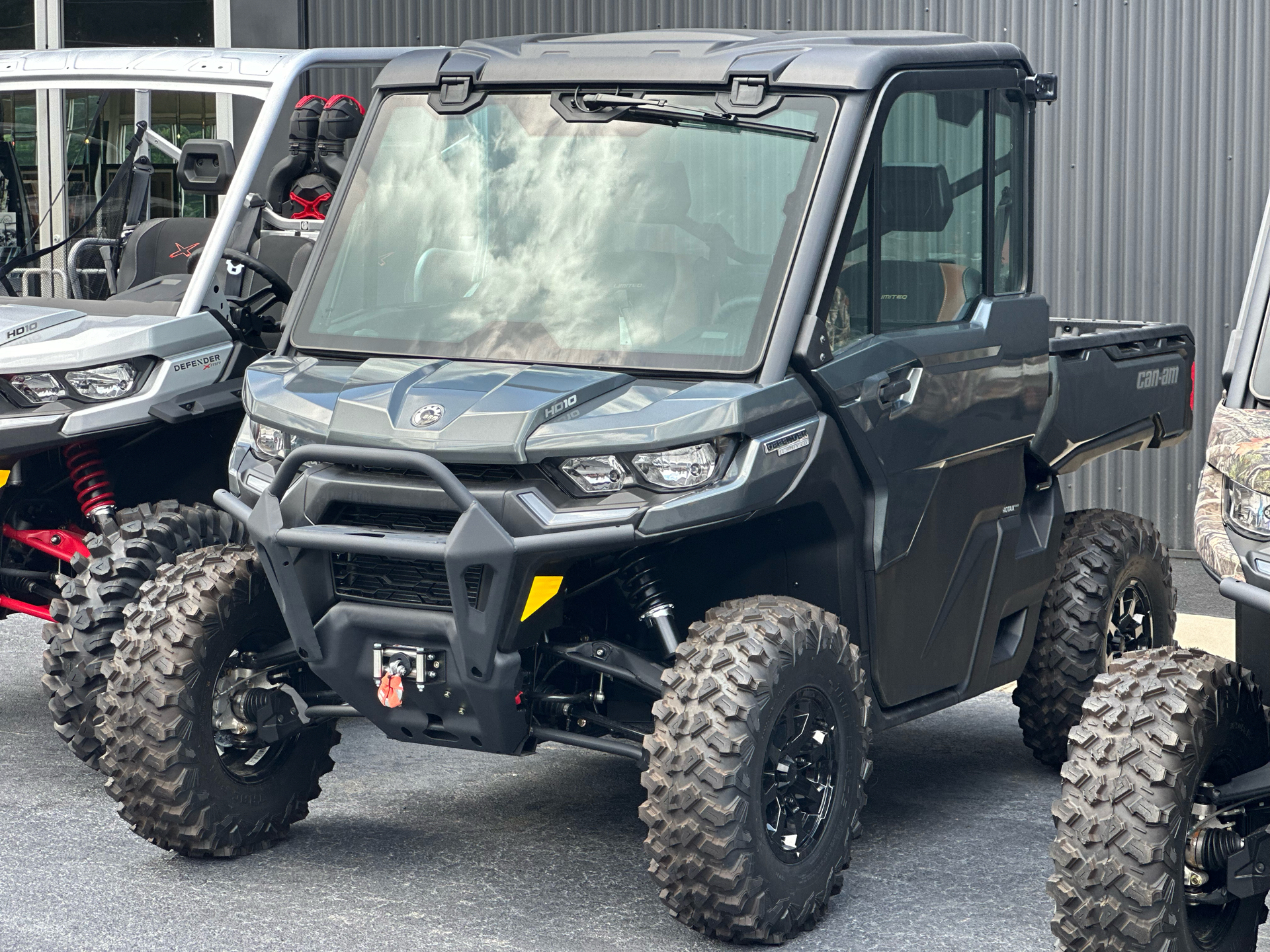 2024 Can-Am Defender Limited in Byron, Georgia - Photo 9