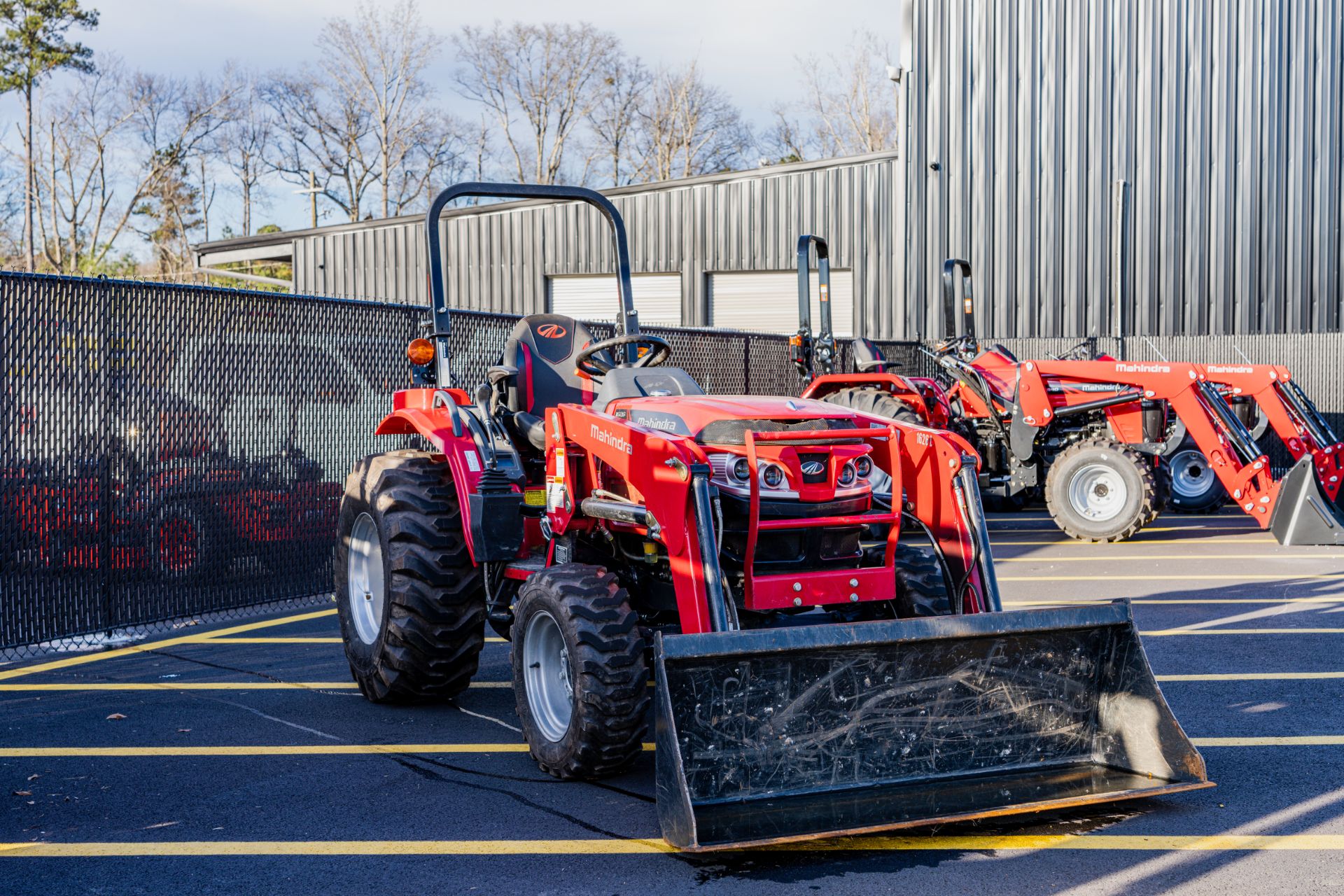 2021 Mahindra 1626 HST OS in Byron, Georgia - Photo 2