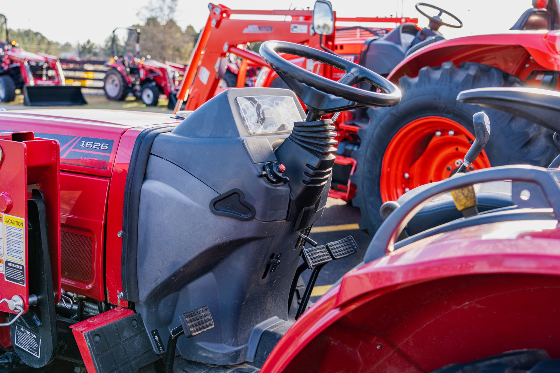 2021 Mahindra 1626 HST OS in Byron, Georgia - Photo 8