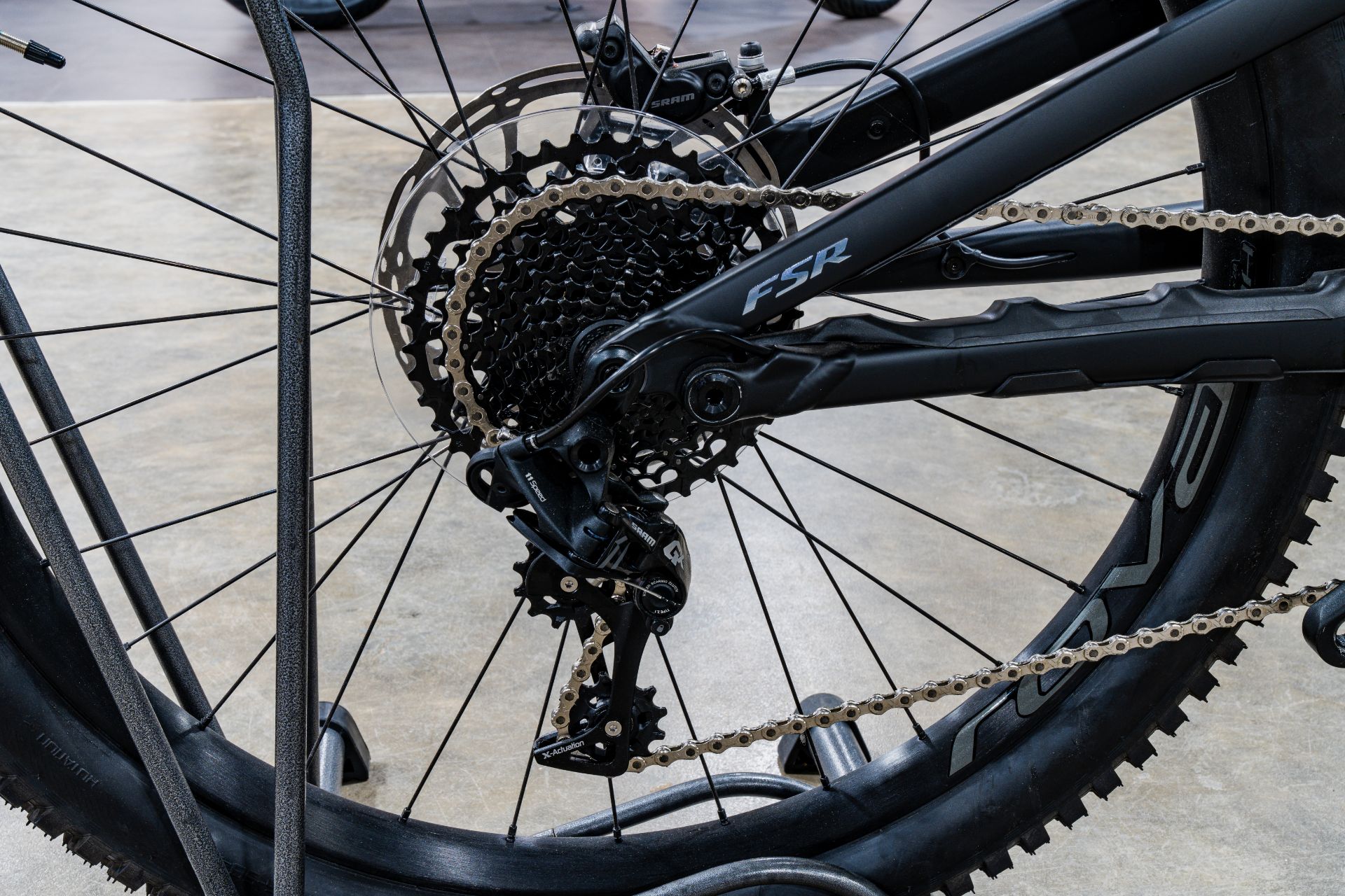 2021 Specialized Bicycle Components, Inc. TURBO KENEVO EXPERT 6FATTIE in Byron, Georgia - Photo 4