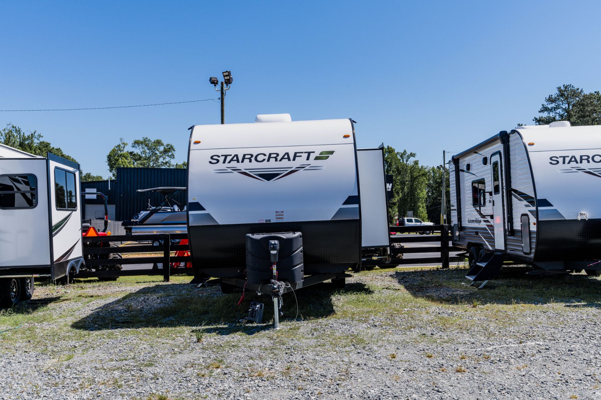 2023 Starcraft Autumn Ridge Outfitter 20FBS in Byron, Georgia - Photo 2