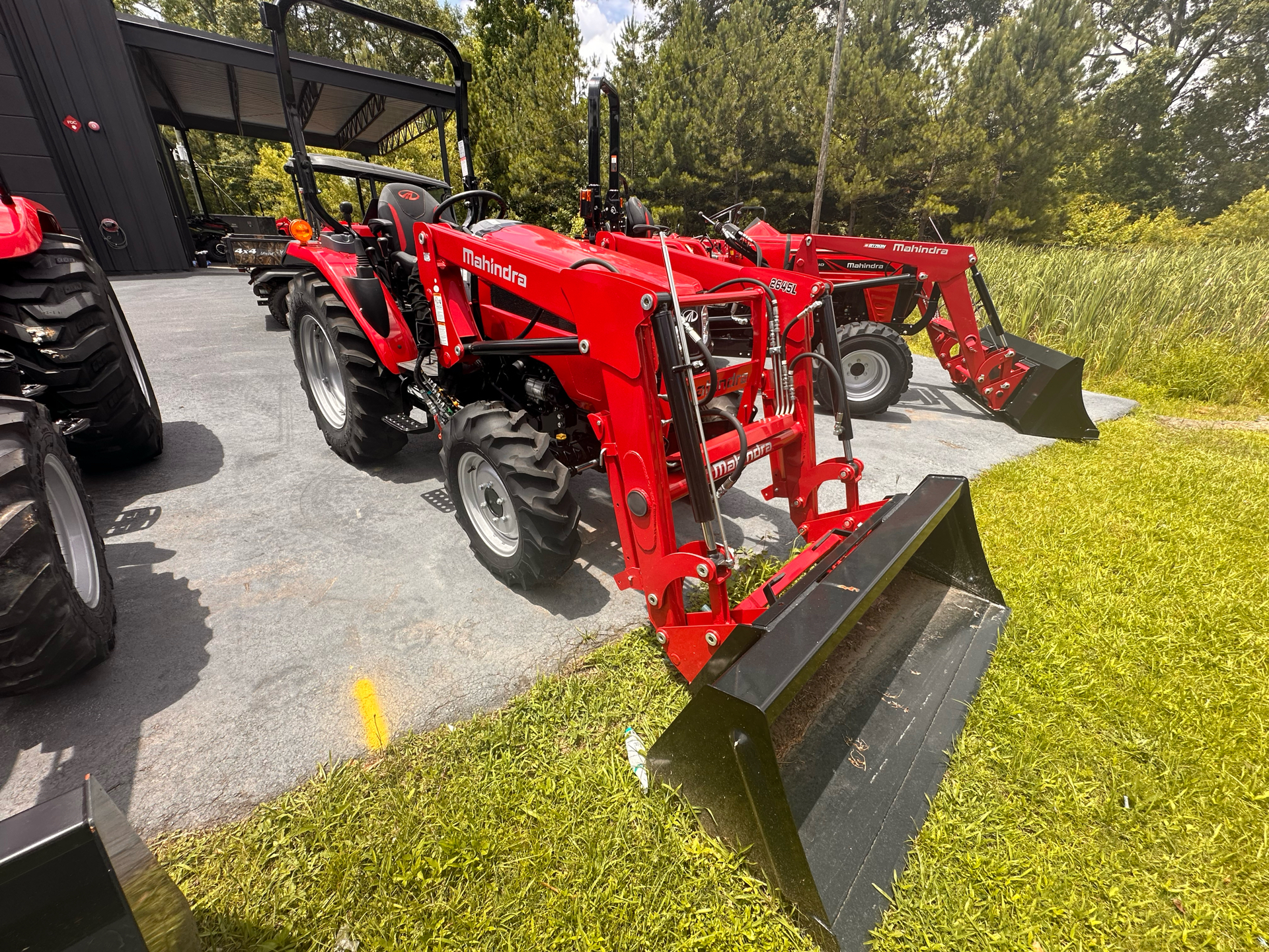 2022 Mahindra 2645 Shuttle in Byron, Georgia - Photo 1