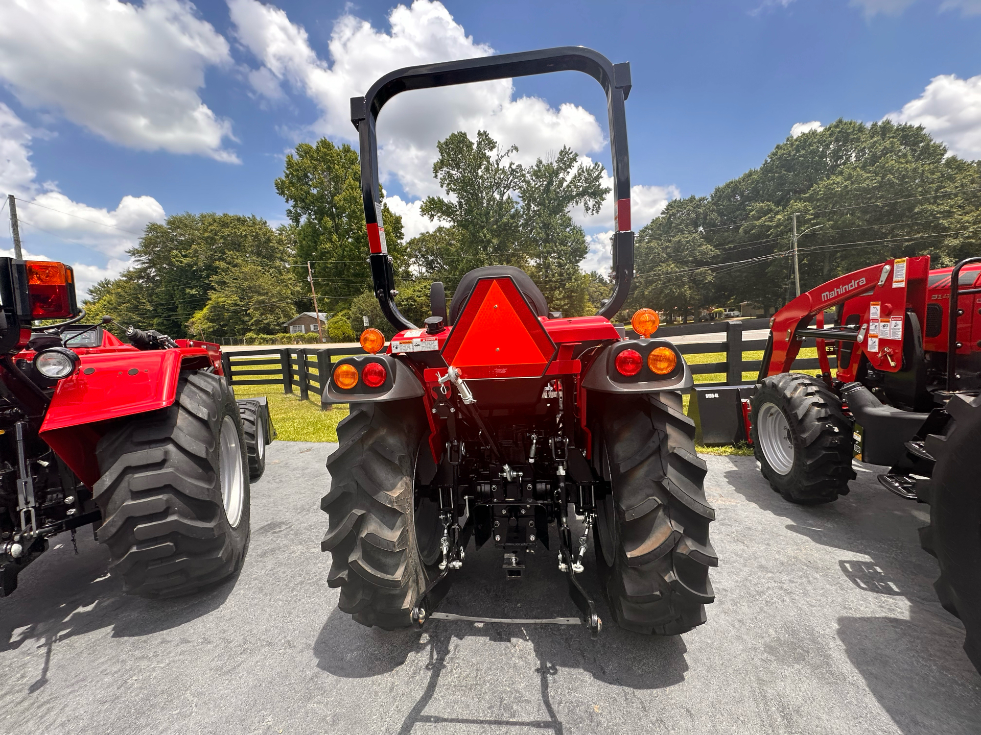 2022 Mahindra 2645 Shuttle in Byron, Georgia - Photo 4