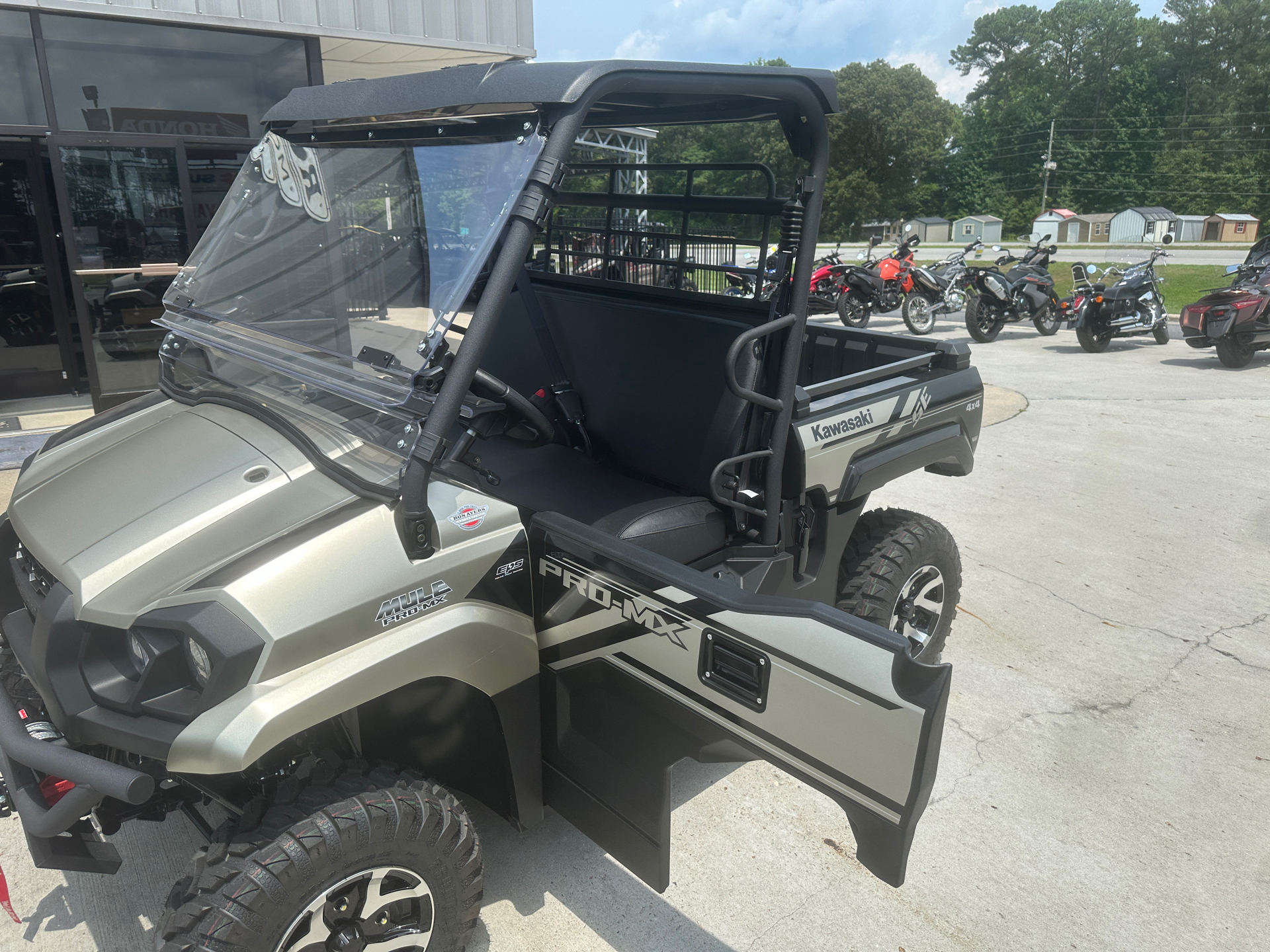 2025 Kawasaki MULE PRO-MX SE in Greenville, North Carolina - Photo 48