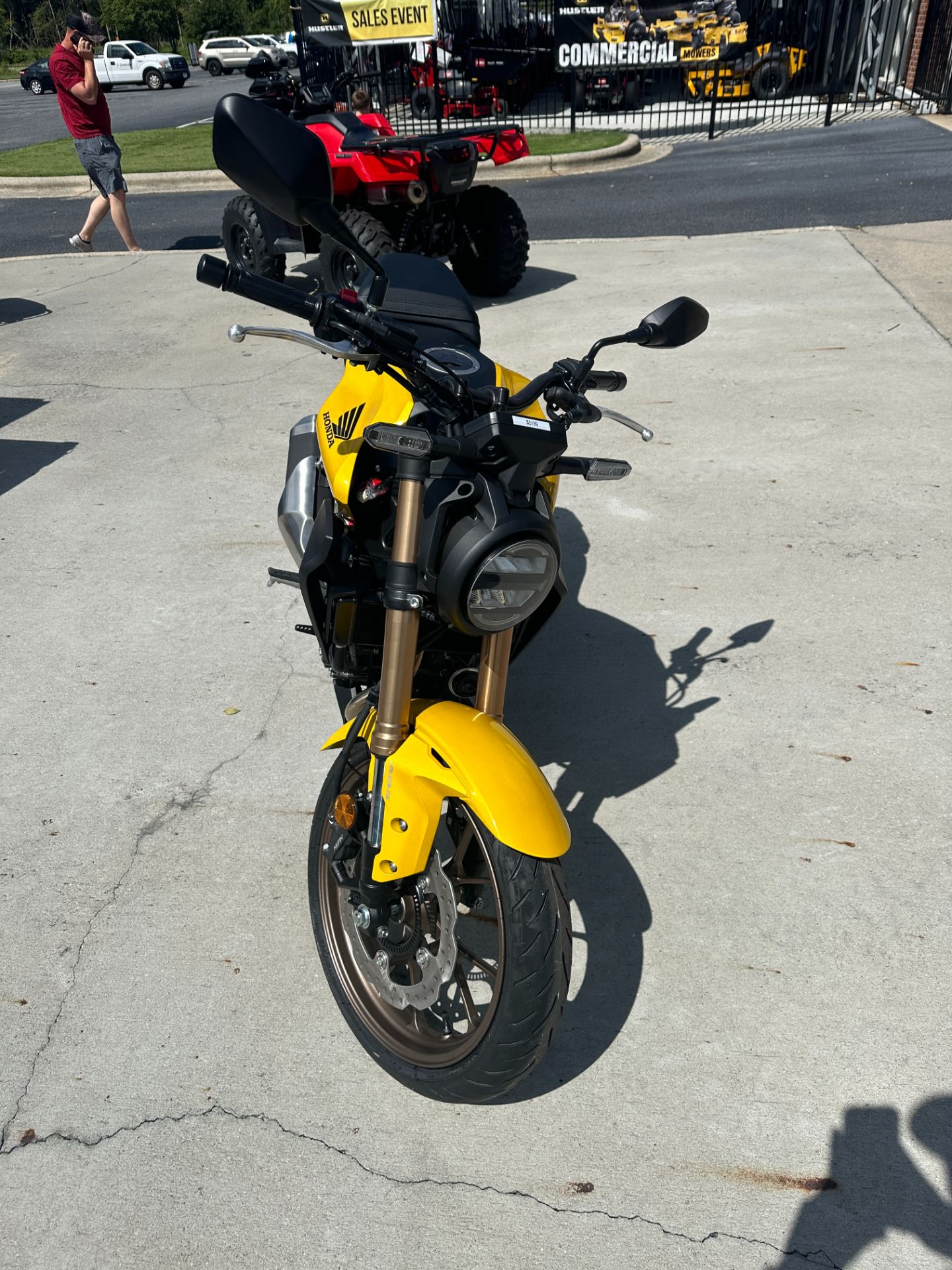 2023 Honda CB300R ABS in Greenville, North Carolina - Photo 4