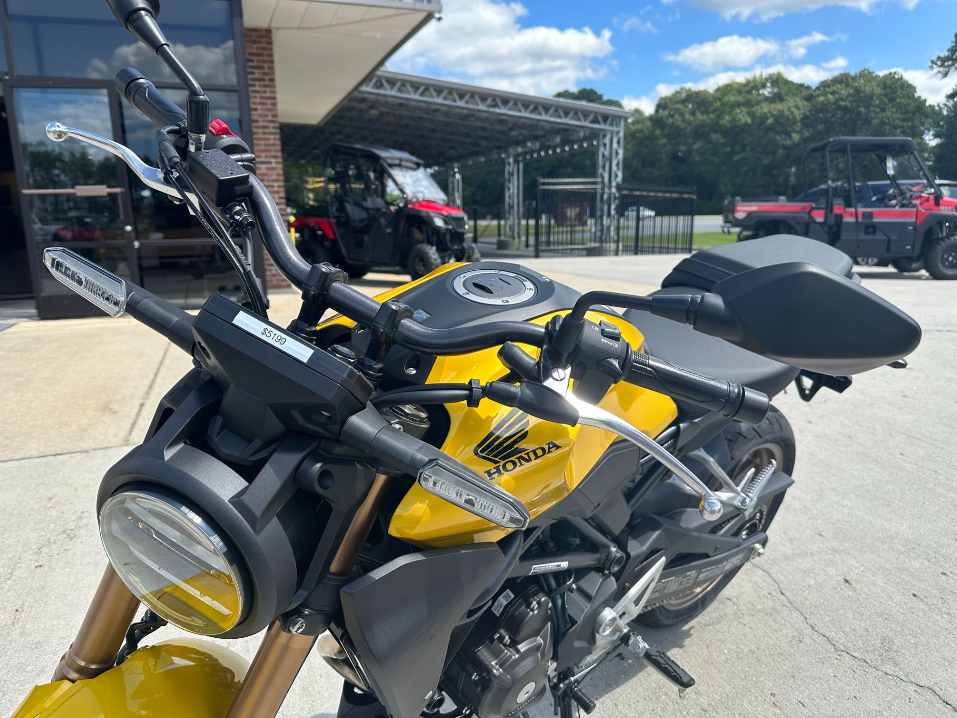 2023 Honda CB300R ABS in Greenville, North Carolina - Photo 21