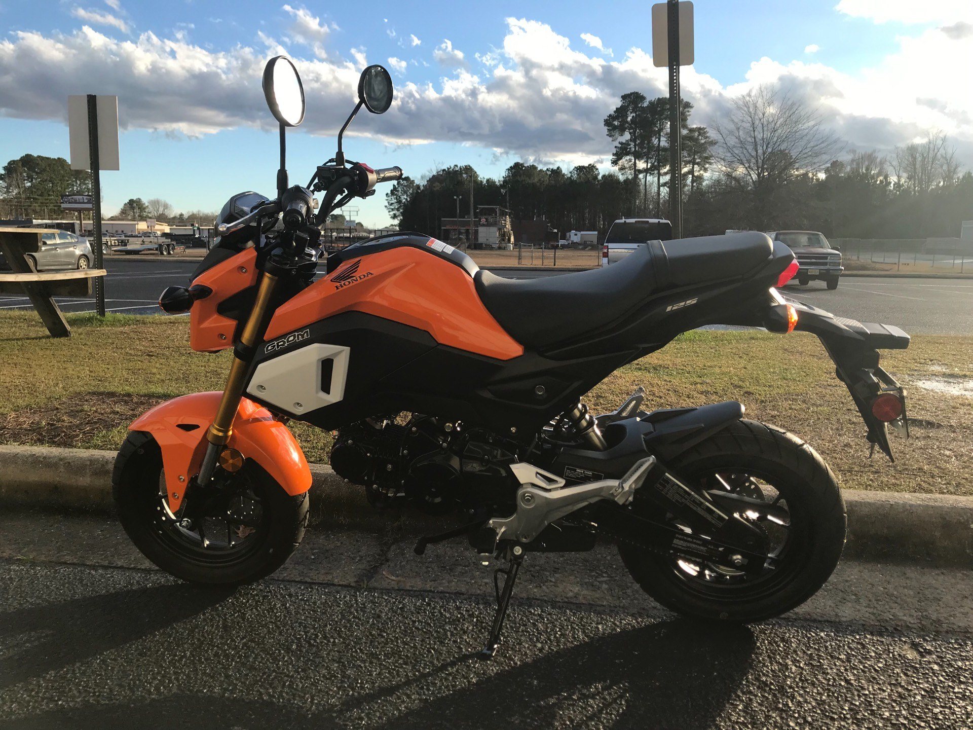 2018 honda grom colors