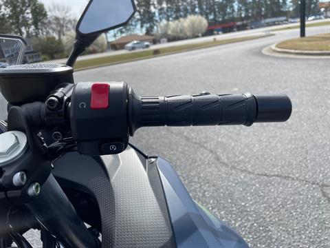 2022 Kawasaki Ninja 400 in Greenville, North Carolina - Photo 27