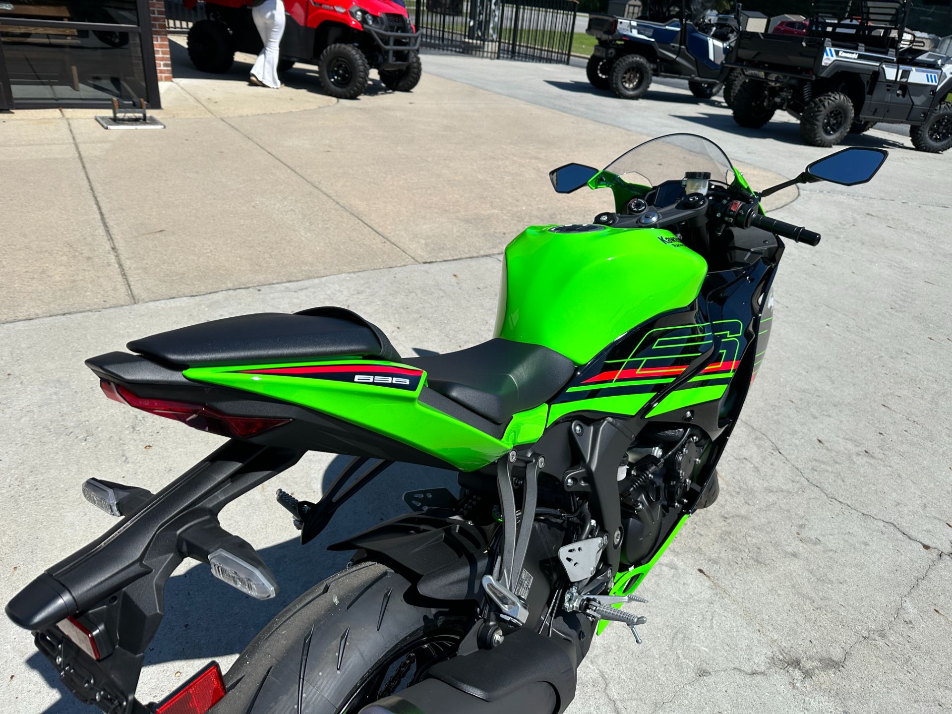 2024 Kawasaki Ninja ZX-6R KRT Edition in Greenville, North Carolina - Photo 11