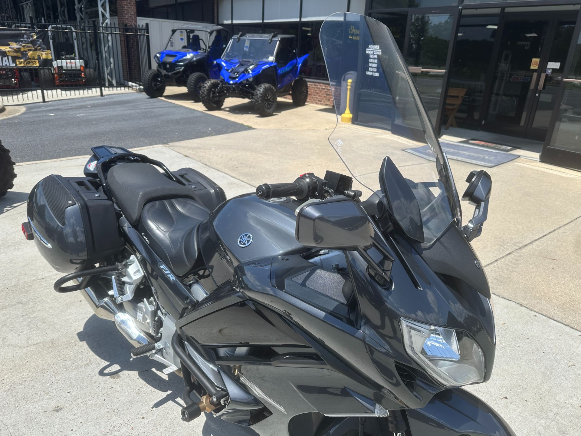 2015 Yamaha FJR1300ES in Greenville, North Carolina - Photo 10