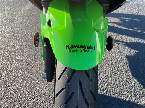 2022 Kawasaki Ninja 400 ABS KRT Edition in Greenville, North Carolina - Photo 14