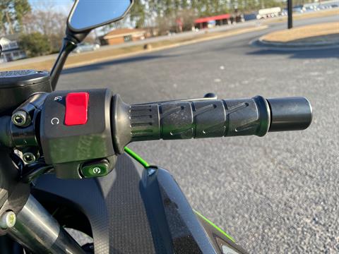 2022 Kawasaki Ninja 400 ABS KRT Edition in Greenville, North Carolina - Photo 22