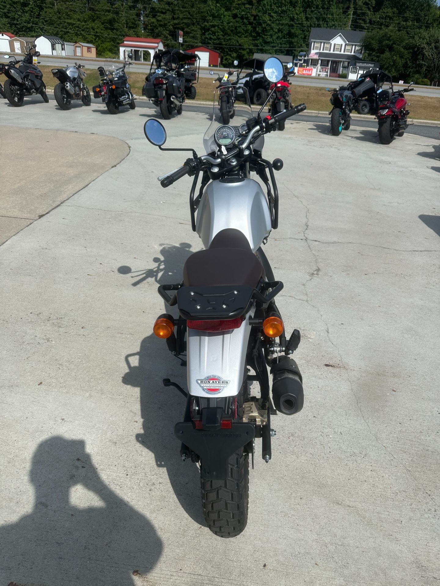 2023 Royal Enfield Himalayan in Greenville, North Carolina - Photo 5