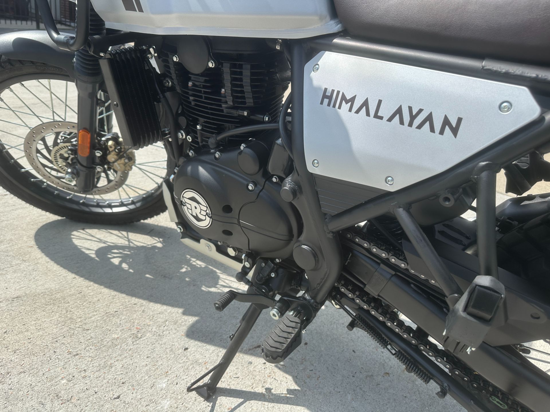 2023 Royal Enfield Himalayan in Greenville, North Carolina - Photo 24