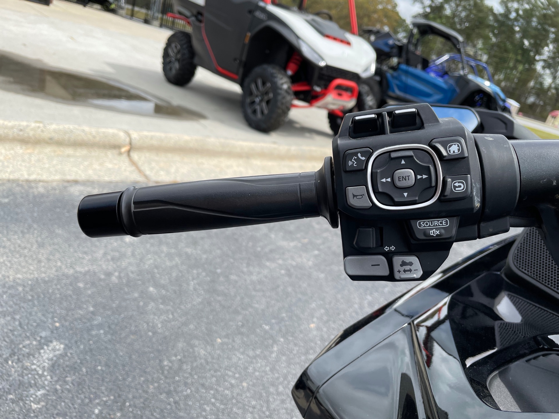 2019 Honda Gold Wing Tour Automatic DCT in Greenville, North Carolina - Photo 23