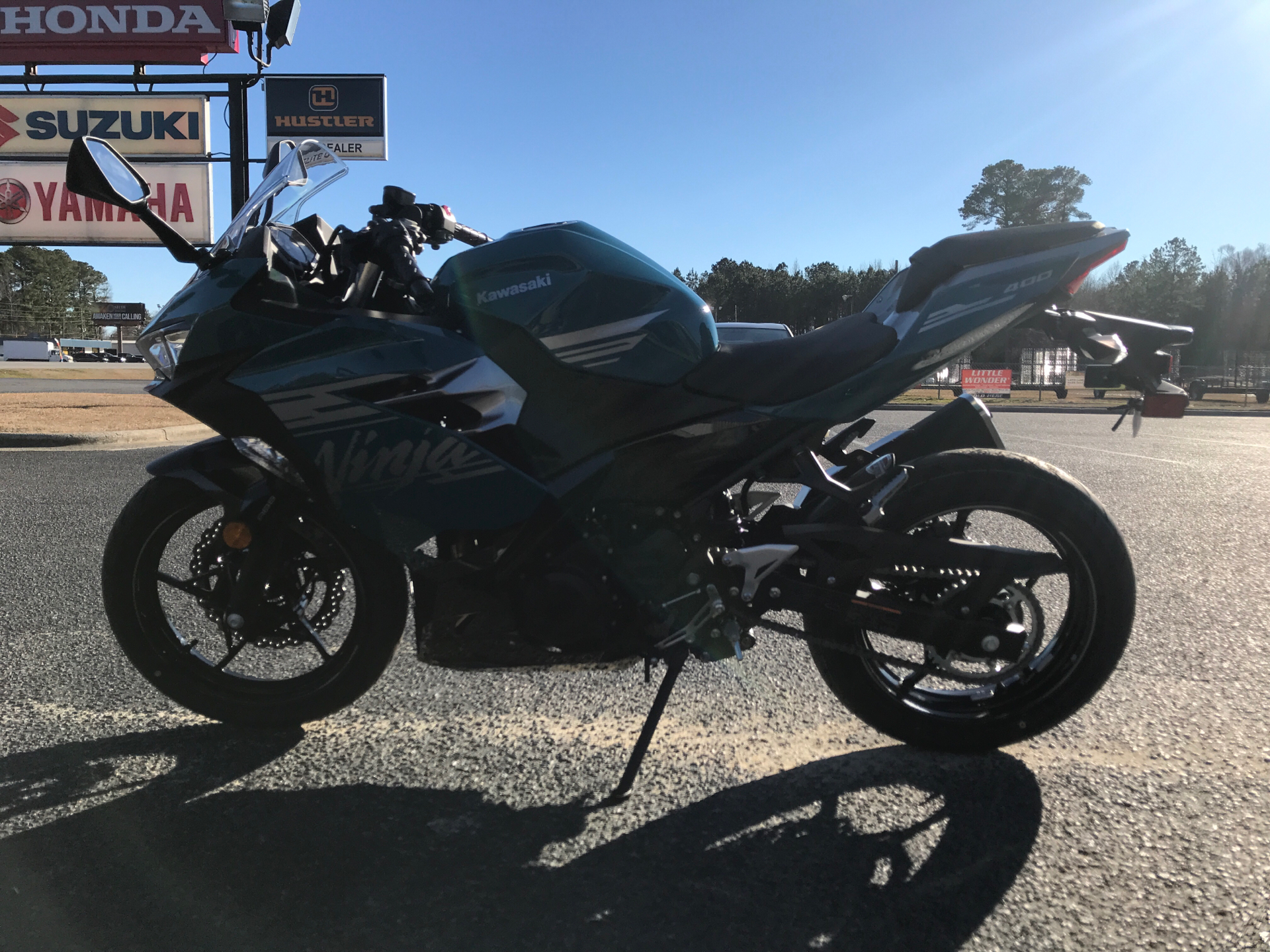 2021 Kawasaki Ninja 400 ABS in Greenville, North Carolina - Photo 5
