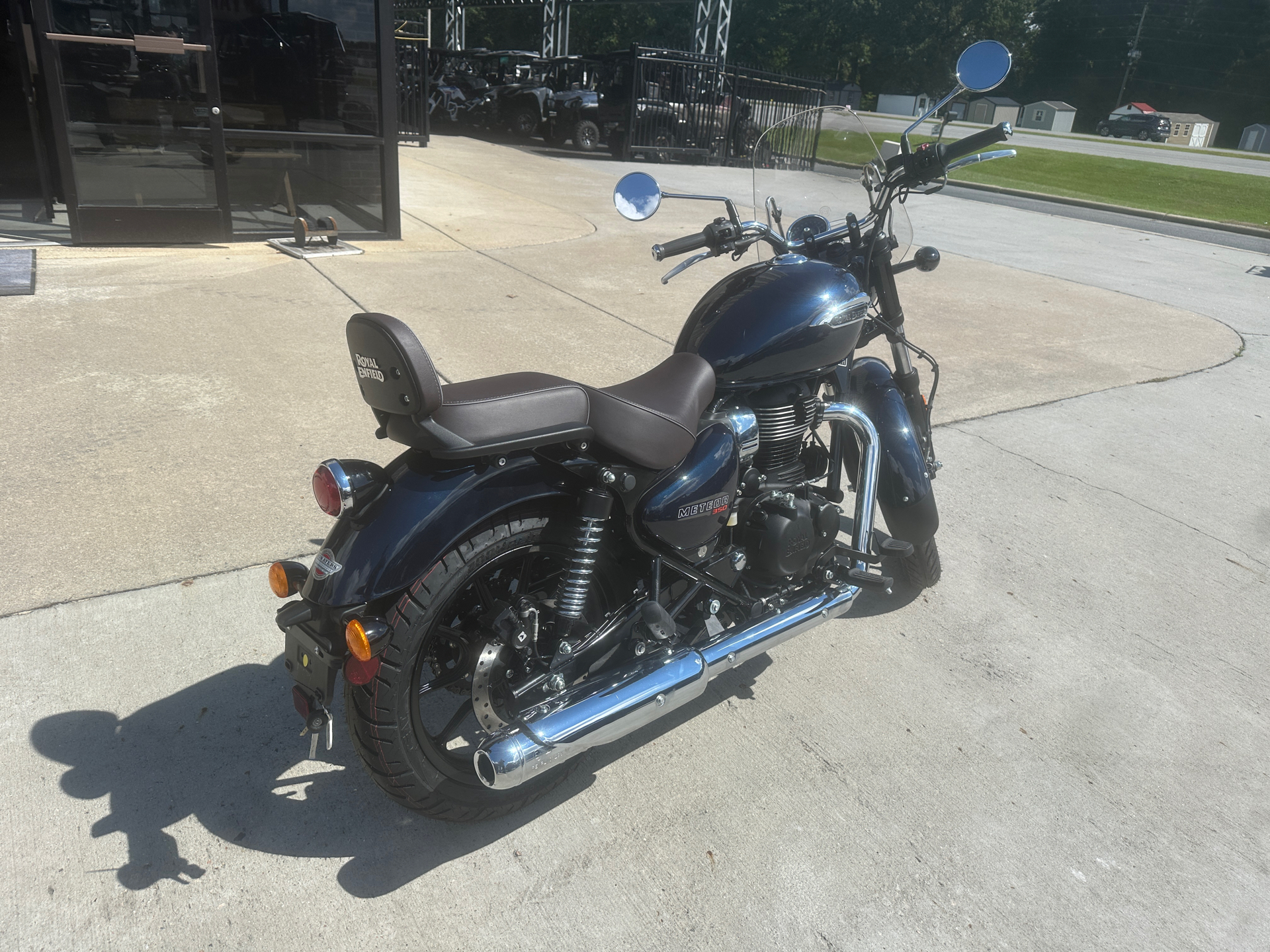 2023 Royal Enfield Meteor 350 in Greenville, North Carolina - Photo 3