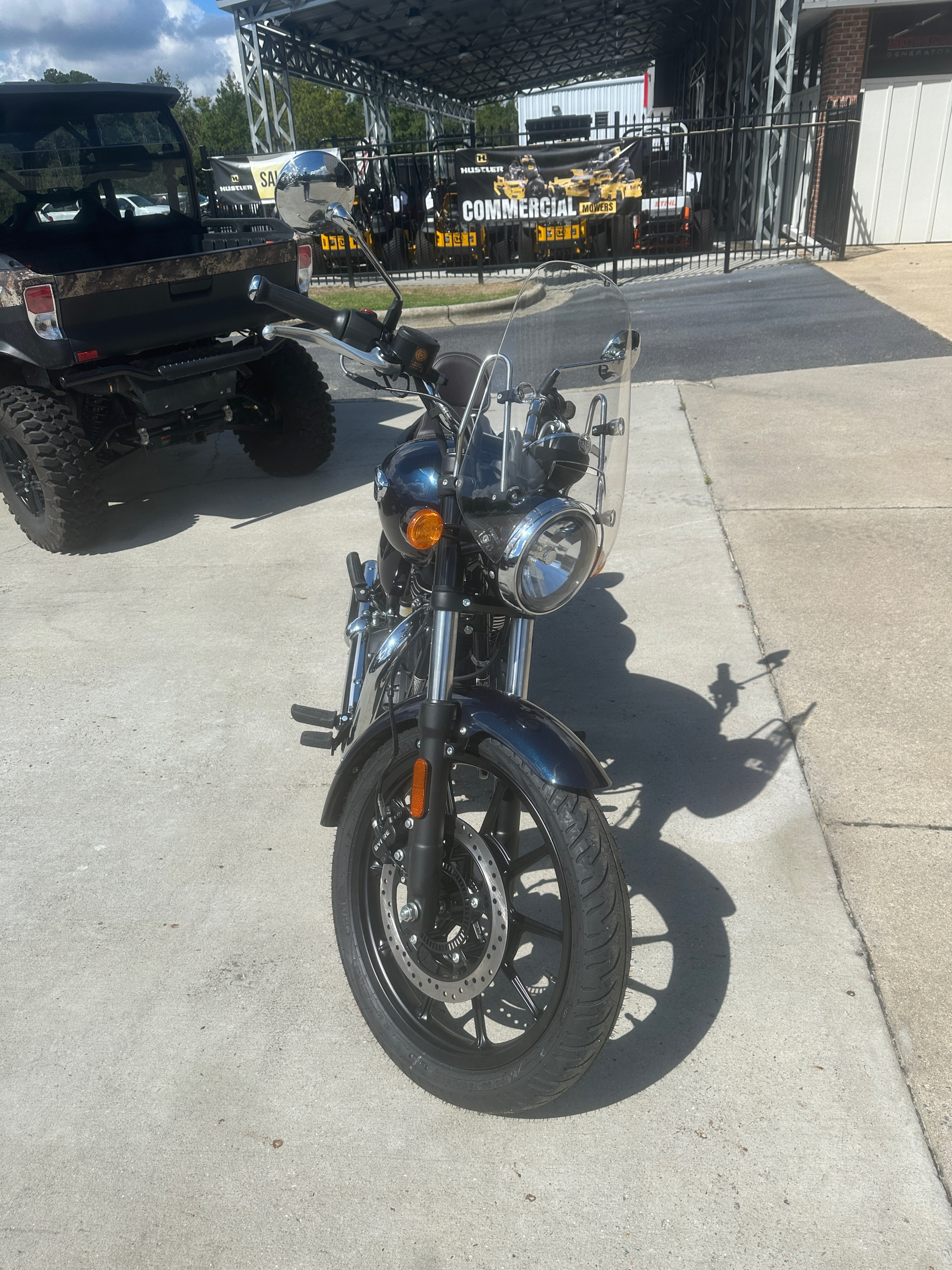 2023 Royal Enfield Meteor 350 in Greenville, North Carolina - Photo 4