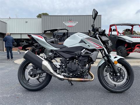 2022 Kawasaki Z400 ABS in Greenville, North Carolina