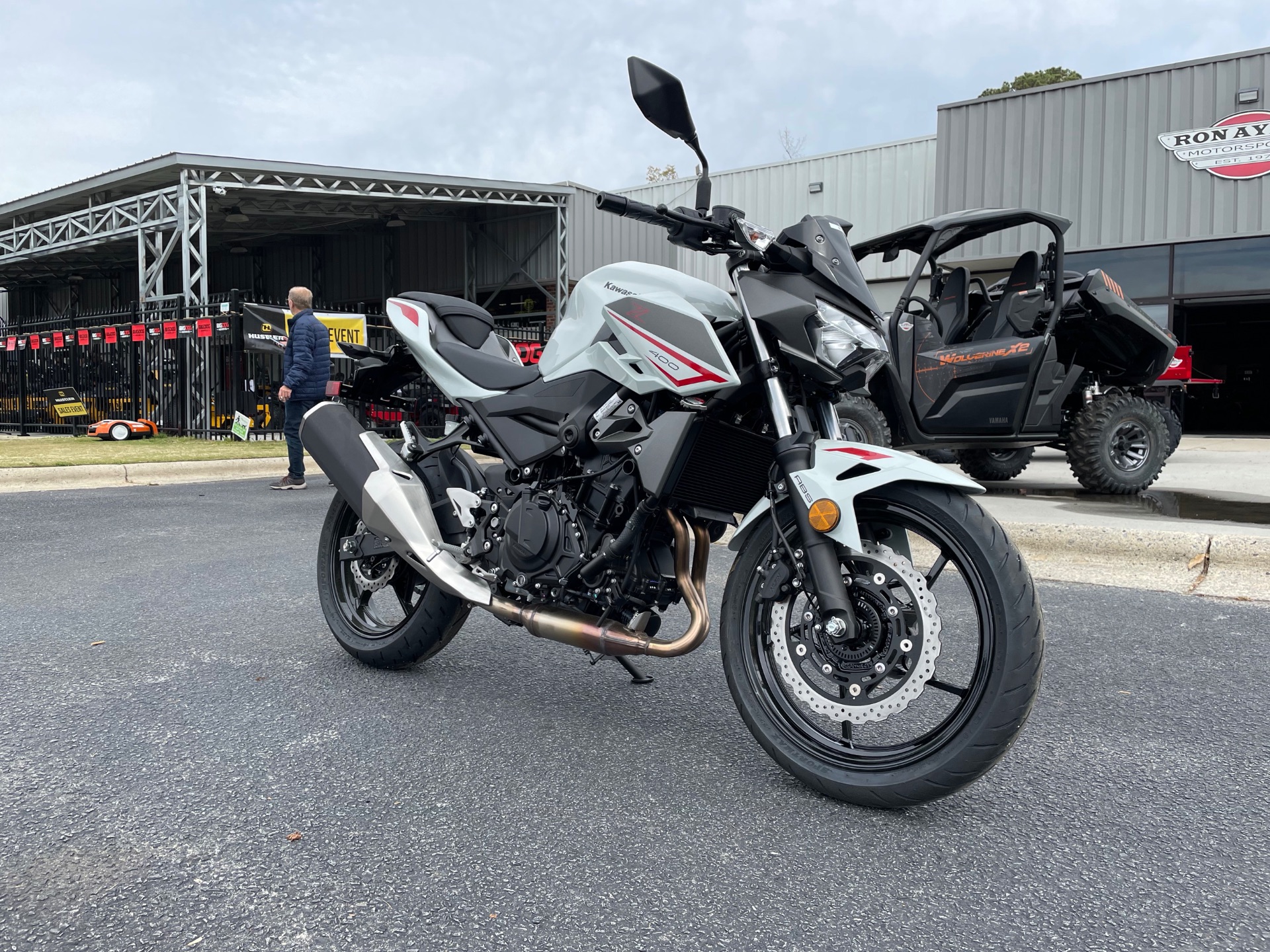 2022 Kawasaki Z400 ABS in Greenville, North Carolina - Photo 2