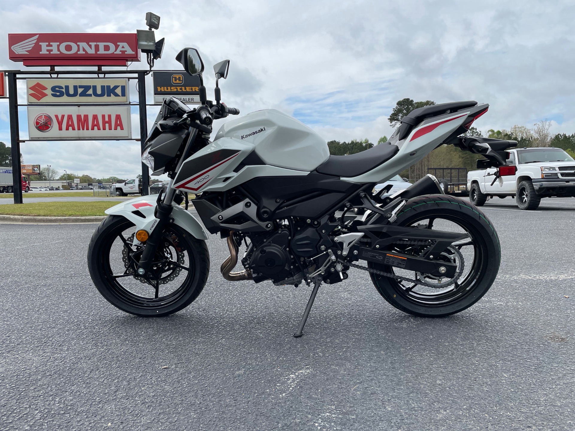 2022 Kawasaki Z400 ABS in Greenville, North Carolina - Photo 7
