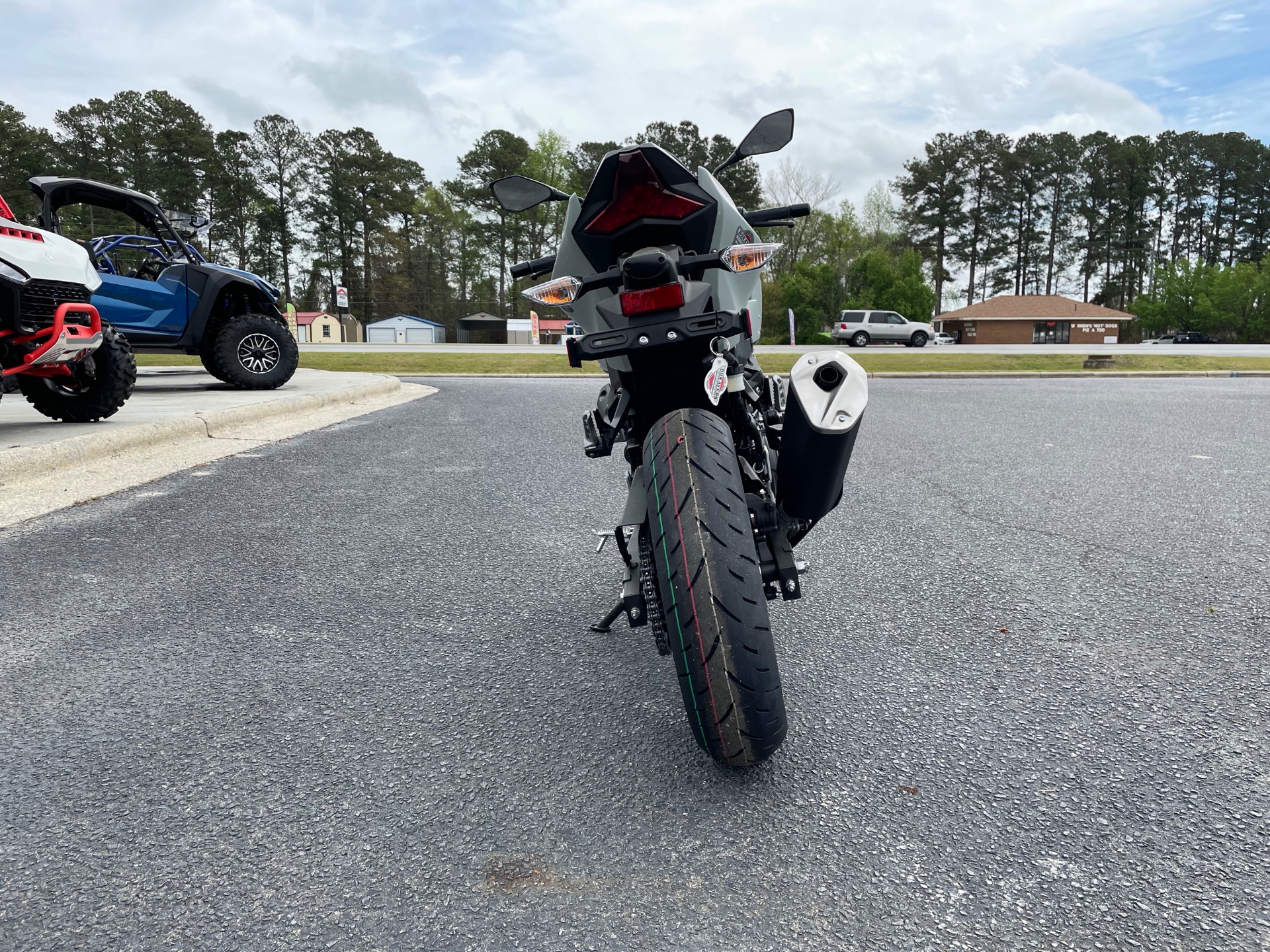 2022 Kawasaki Z400 ABS in Greenville, North Carolina - Photo 10