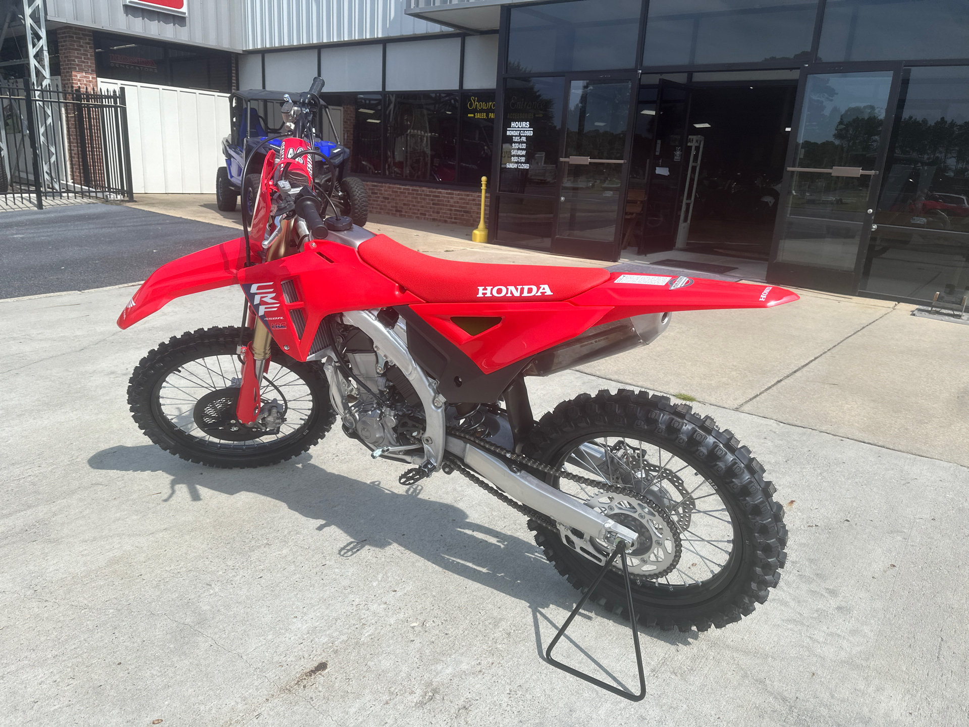 2025 Honda CRF450R in Greenville, North Carolina - Photo 18