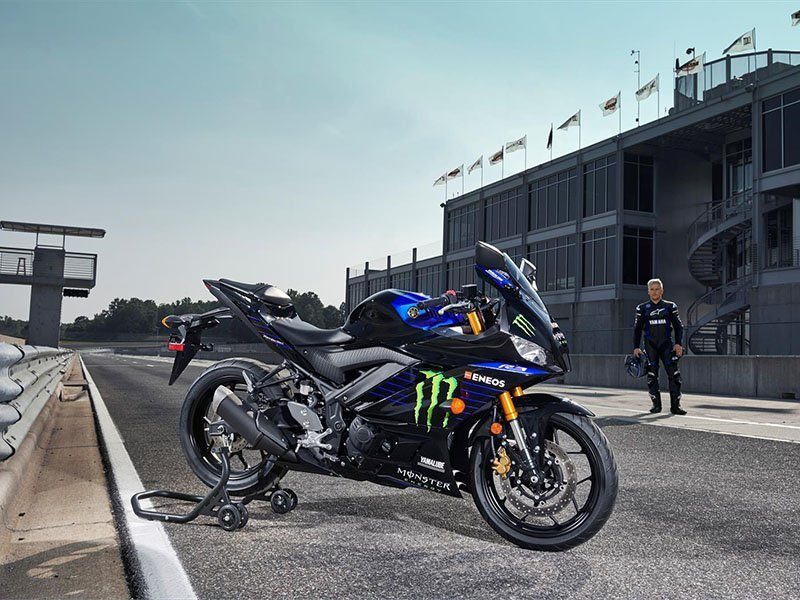 2021 Yamaha YZF-R3 Monster Energy Yamaha MotoGP Edition in Greenville, North Carolina - Photo 18
