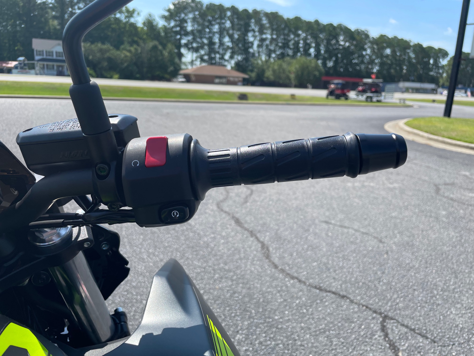 2022 Kawasaki Z650 in Greenville, North Carolina - Photo 24